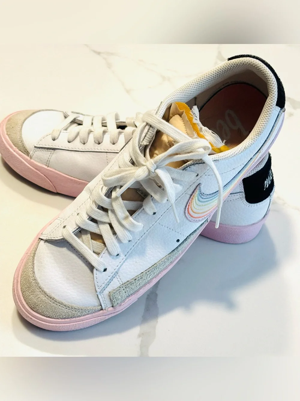 Nike classic low